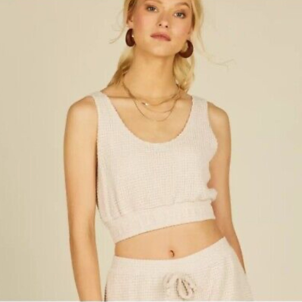 Surf Gypsy large knit and beige crop top